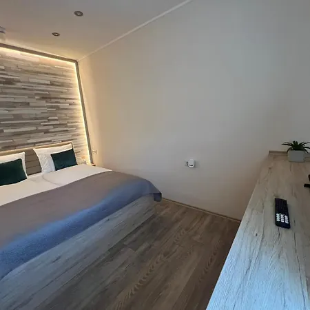 Mirina Apartmanok Vonyarcvashegy Exterior photo